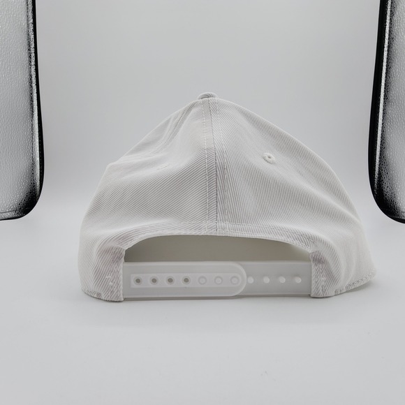 SWAG G/Fore Flexfit 110 Cap – SWAG Golf Co G/FORE CHI HI Hat Chicago Highlands Golf Club White Flexfit Tech 110 Snapback